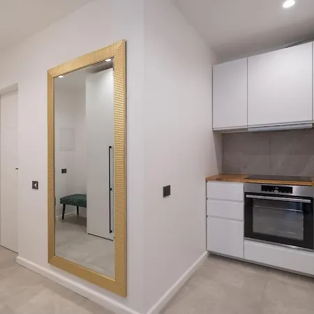1-bedroom Mucenieku St Appartement *