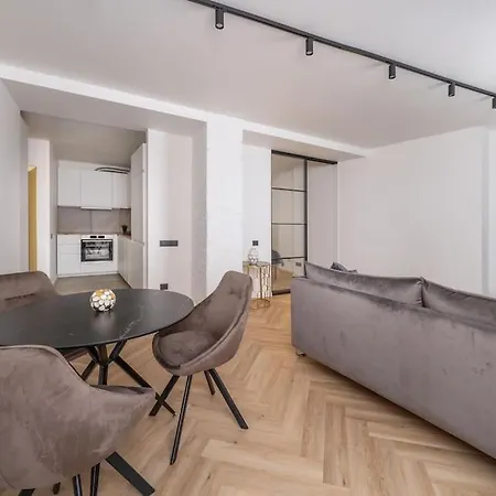 1-bedroom Mucenieku St * Riga